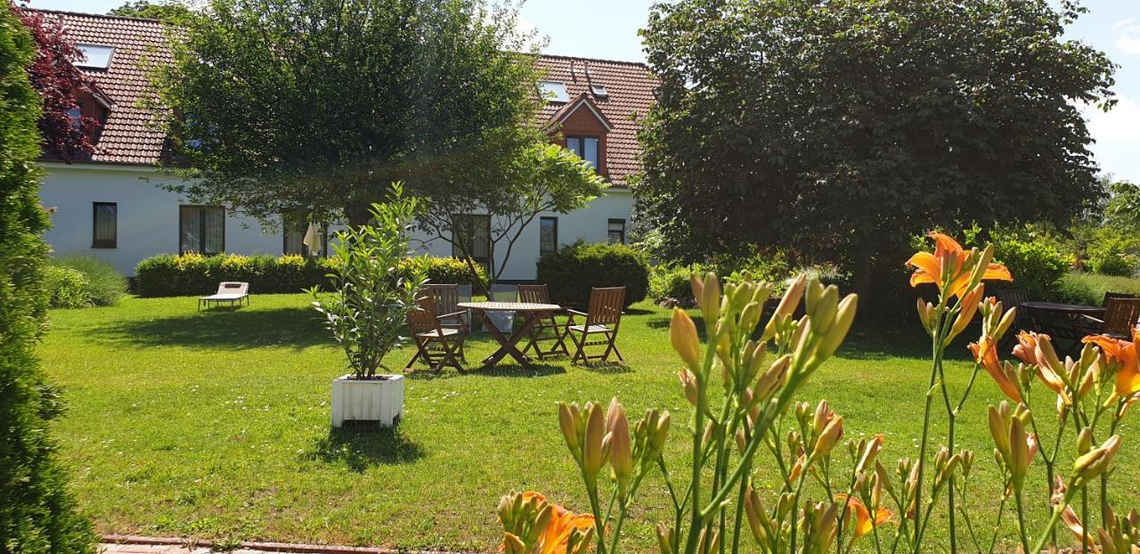 Ferienbungalow Haus Am Teich Boltenhagen  Zewnętrze zdjęcie