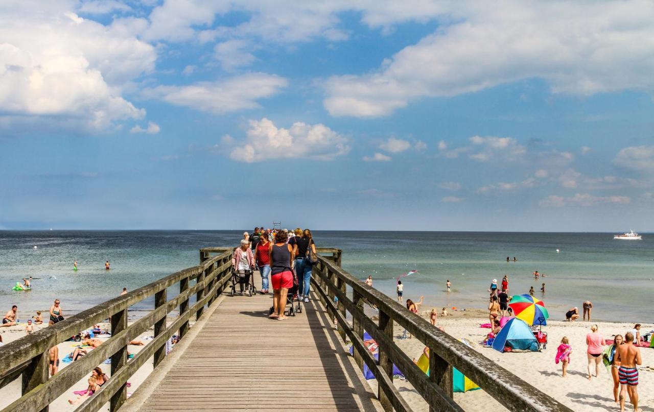 Ferienbungalow Haus Am Teich Boltenhagen  Zewnętrze zdjęcie